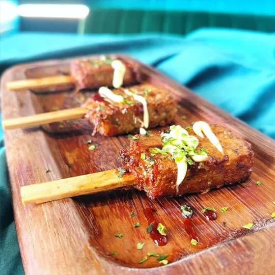 Brochetas de Okonomiyaki