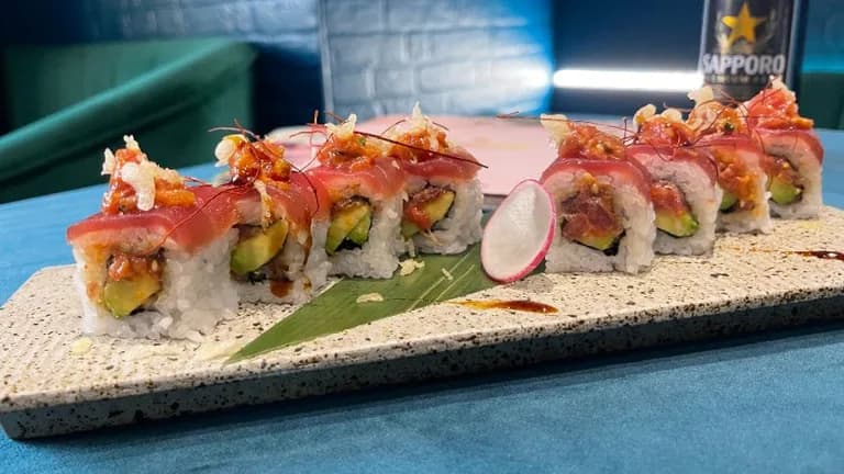 Spicy tuna roll